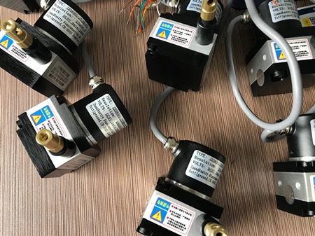 0~10v늉�ݔ�����Kλ�Ƃ�������Μy���É���